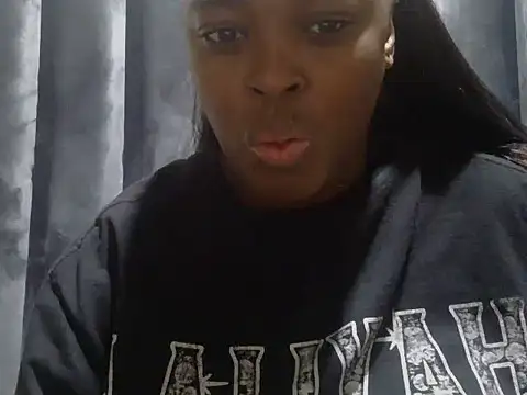Snapshot of collegebjxx26 chatting on June 2026 04:10:02 AM collegebjxx26 online show from June 2026 04:10:02 AM