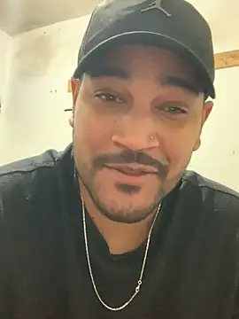 Snapshot of wandinho13 chatting on June 2026 01:21:02 PM wandinho13 online show from June 2026 01:21:02 PM