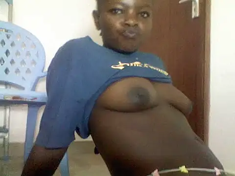 Snapshot of Tylene_Buck chatting on June 2026 05:45:01 AM Tylene Buck online show from June 2026 05:45:01 AM
