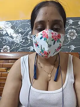 Garimaa Cherry online show from June 2026 07:53:01 PM