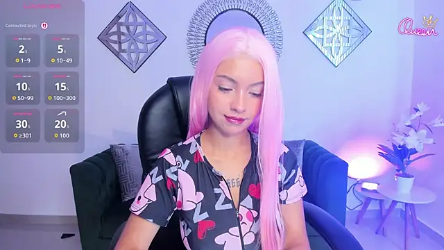 Honeyy Taylor online show from July 2026 06:54:01 PM