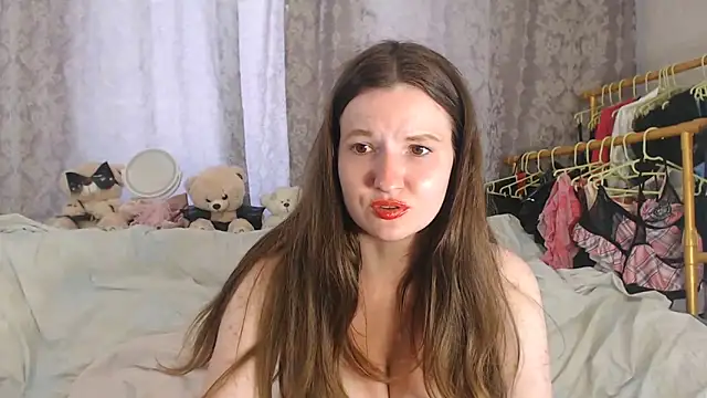 ChloeBrooklyn online show from June 2026 07:35:01 AM