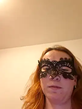 KociciZena01 online show from July 2026 07:33:01 PM