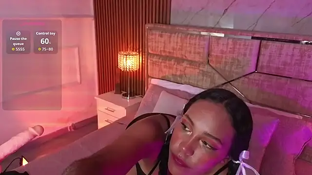 MiaBlackrose online show from July 2026 09:07:02 PM
