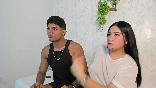 couple hardroom69 online show from June 2026 08:14:02 PM