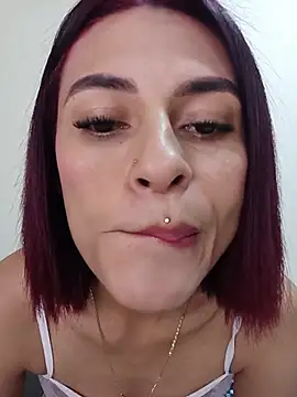 Sweetpandora111 online show from July 2026 01:32:01 PM