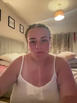 Snapshot of Bustygem_ chatting on July 2026 08:56:02 PM Bustygem online show from July 2026 08:56:02 PM