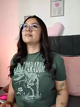 samm curvy online show from July 2026 07:54:01 PM