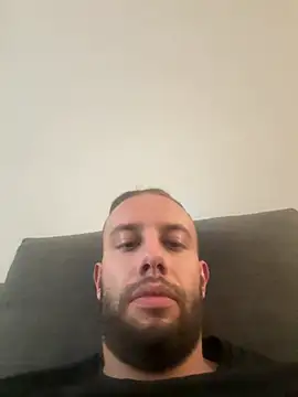 Snapshot of tittolone98 chatting on July 2026 10:28:02 PM tittolone98 online show from July 2026 10:28:02 PM