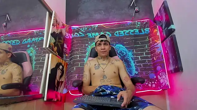 jayy18  online show from June 2026 04:22:02 AM