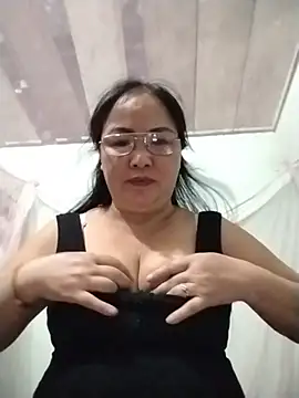 Naaya8109 online show from June 2026 12:22:01 PM
