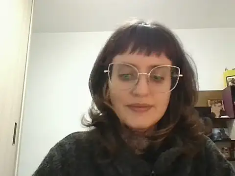 Snapshot of cathyfire chatting on June 2026 06:34:01 AM cathyfire online show from June 2026 06:34:01 AM