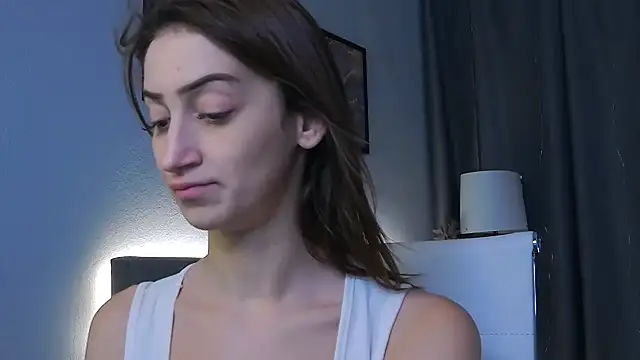 SofiaHill online show from August 2026 12:22:02 PM
