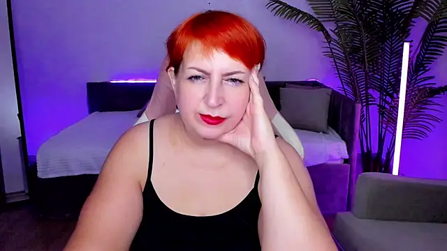 Joana Woods online show from July 2026 01:52:01 AM