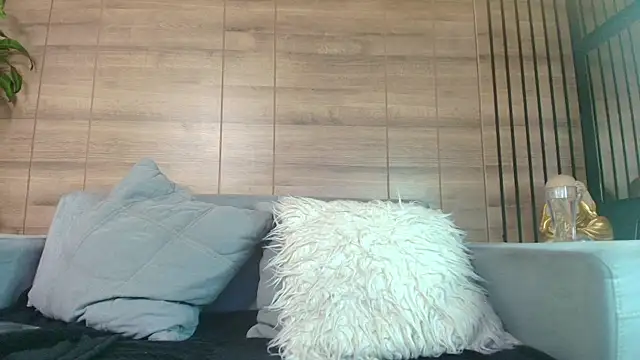 alys molly 11 online show from July 2026 11:06:02 AM