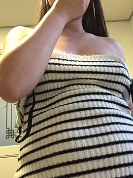 qingti520-18girl online show from August 2026 10:24:01 AM