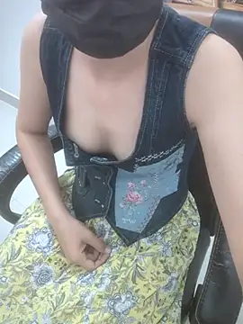 sushmita0 online show from June 2026 02:01:02 PM