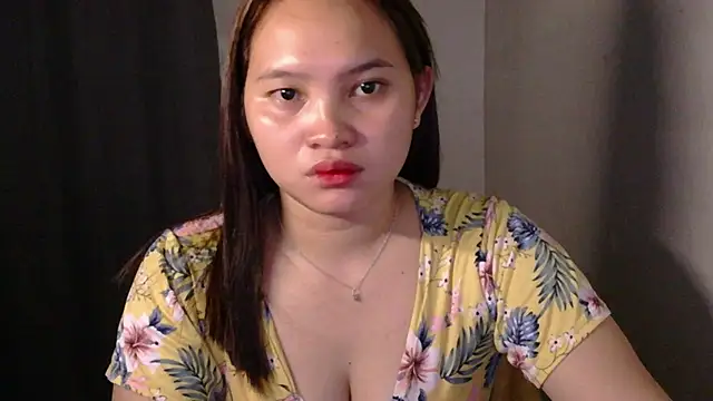 Fhwilloughbyxx online show from July 2026 11:07:02 AM