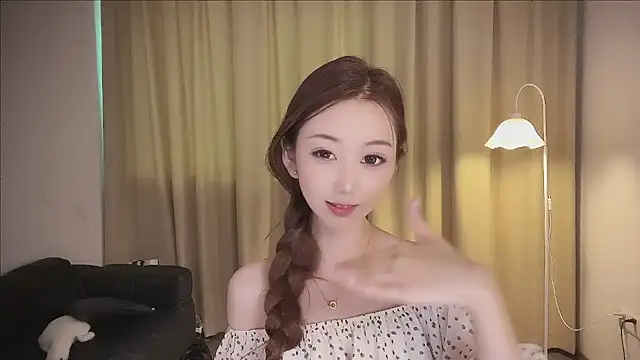 Babe-002 online show from June 2026 07:18:02 AM