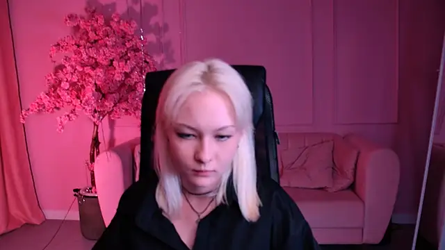 OliviaVale online show from June 2026 01:50:02 PM