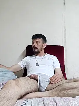 Snapshot of onlinehard31xx chatting on June 2026 11:31:02 PM onlinehard31xx online show from June 2026 11:31:02 PM