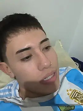 Thiagoo Vega online show from July 2026 02:05:17 AM