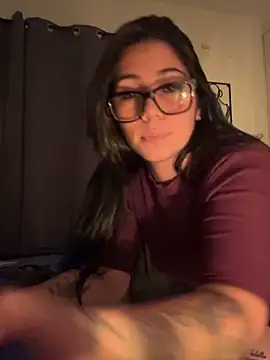 nayara2000 online show from June 2026 12:30:01 AM