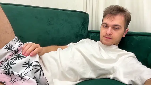Snapshot of Andrew_titov1 chatting on June 2026 08:03:02 PM Andrew titov1 online show from June 2026 08:03:02 PM