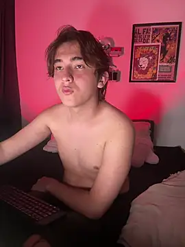 Snapshot of sweet_boyyy1 chatting on August 2026 01:44:01 AM sweet boyyy1 online show from August 2026 01:44:01 AM