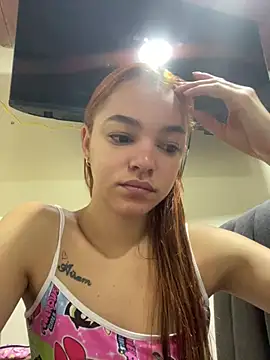estrella-cutte online show from June 2026 01:06:01 PM