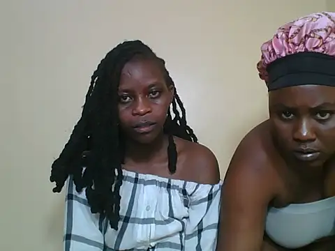 Snapshot of SpaLovers chatting on July 2026 06:11:01 PM SpaLovers online show from July 2026 06:11:01 PM