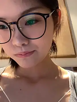 Snapshot of yanzi520 chatting on July 2026 07:41:01 AM yanzi520 online show from July 2026 07:41:01 AM