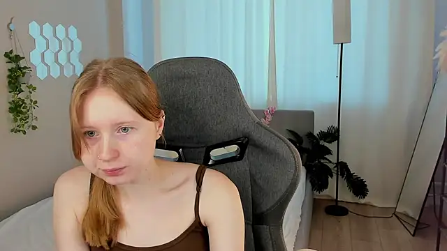 LiliTiny online show from August 2026 03:25:02 AM