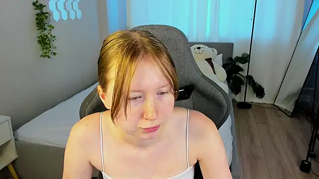 LiliTiny online show from August 2026 01:22:02 AM
