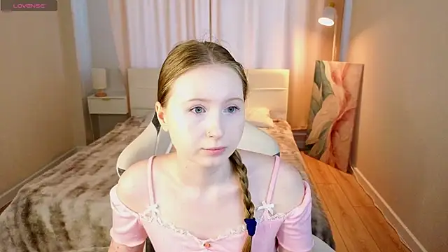 LiliTiny online show from June 2026 01:14:01 AM