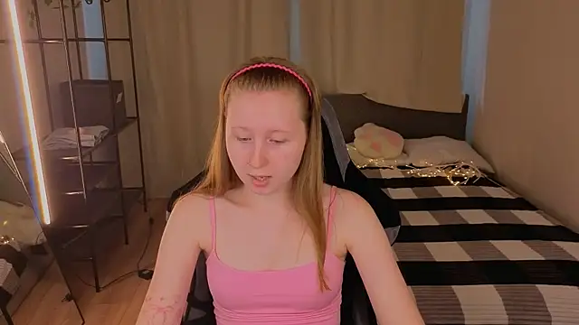LiliTiny online show from July 2026 08:03:01 AM
