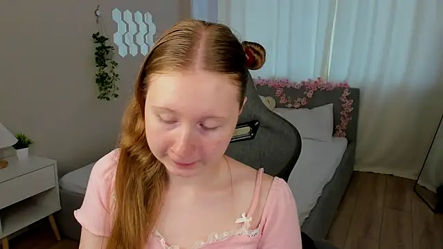 LiliTiny online show from July 2026 01:30:02 AM