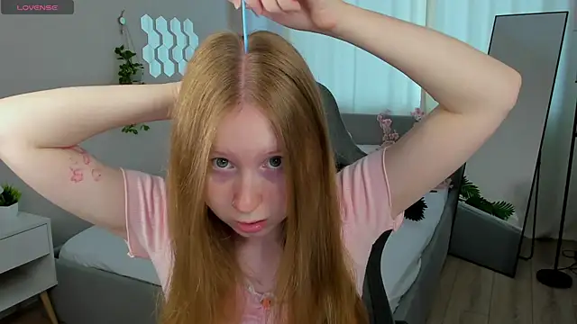 LiliTiny online show from July 2026 01:23:01 AM