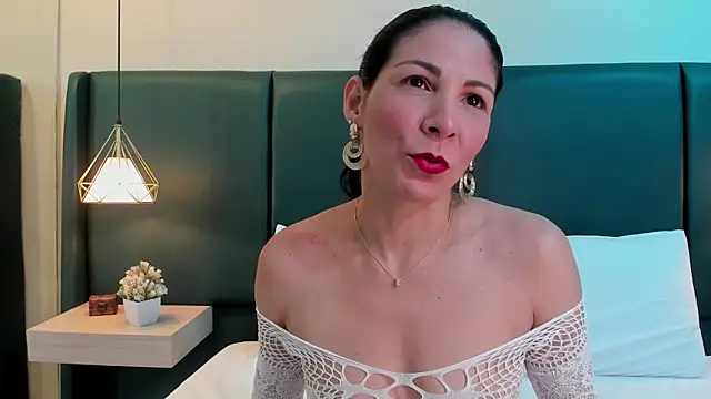 EliseBell online show from July 2026 08:04:01 PM