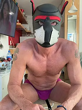 Reginaldothedog online show from July 2026 07:55:01 PM