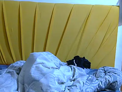 Heliosann online show from June 2026 12:32:02 PM