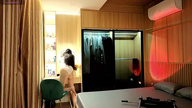 miko kimura online show from October 2025 04:29:02 PM