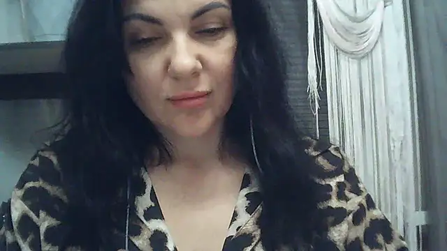 Camilynbi online show from June 2026 08:41:02 PM