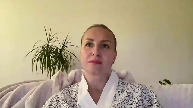 Delissaxx online show from June 2026 09:24:02 PM