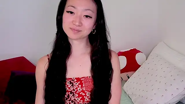 Snapshot of MySweetSofie chatting on May 2026 08:05:01 PM MySweetSofie online show from May 2026 08:05:01 PM