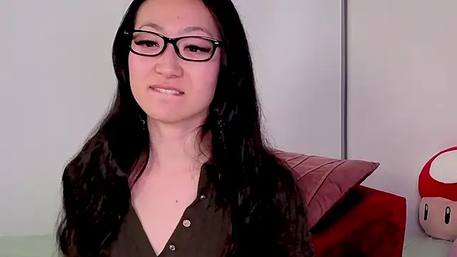 MySweetSofie online show from March 2026 02:03:02 AM