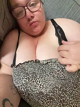 Honey HazelX online show from June 2026 12:33:01 PM