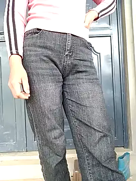 Ethan-2 online show from June 2026 02:49:01 AM
