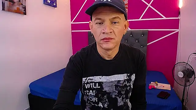 Snapshot of Cesirry_ chatting on July 2026 02:35:01 PM Cesirry online show from July 2026 02:35:01 PM