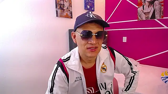 Snapshot of Cesirry_ chatting on June 2026 12:22:01 PM Cesirry online show from June 2026 12:22:01 PM